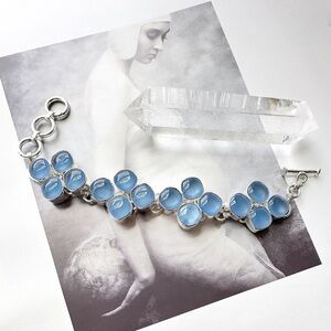 ARTISAN Silver Blue Cat’s Eye Gemstone Bracelet